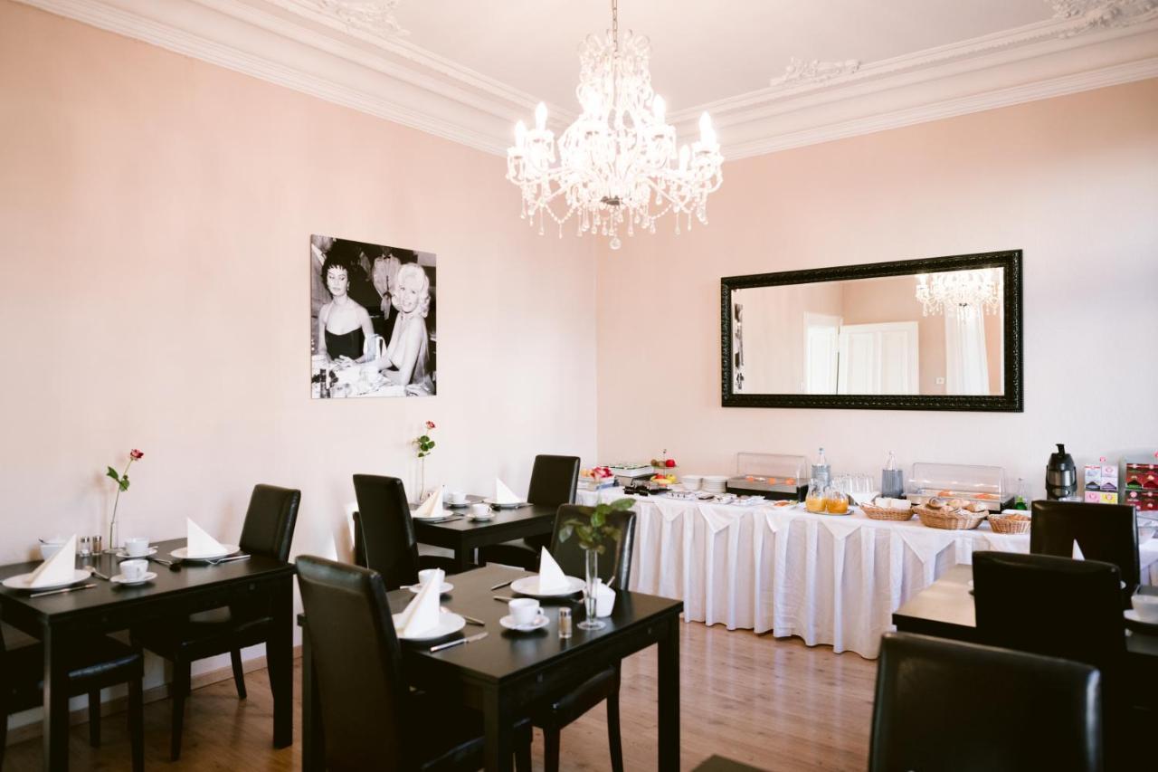 Boutique Hotel Villa Oberkassel ดุสเซลดอร์ฟ ภายนอก รูปภาพ