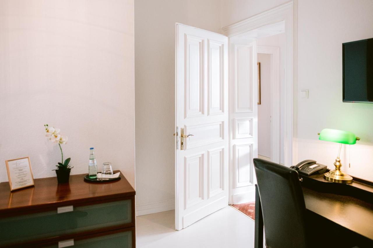 Boutique Hotel Villa Oberkassel ดุสเซลดอร์ฟ ภายนอก รูปภาพ